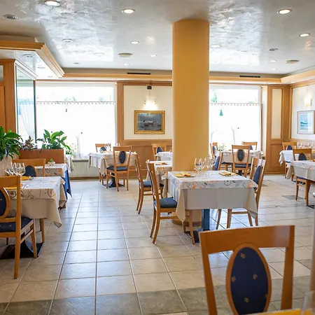 Ristorante Sagittario فندق