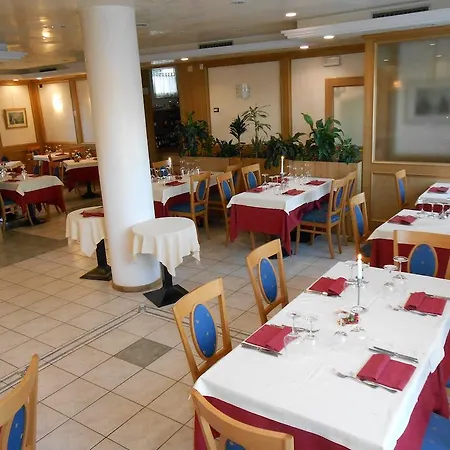 Hotel Ristorante Sagittario 3*